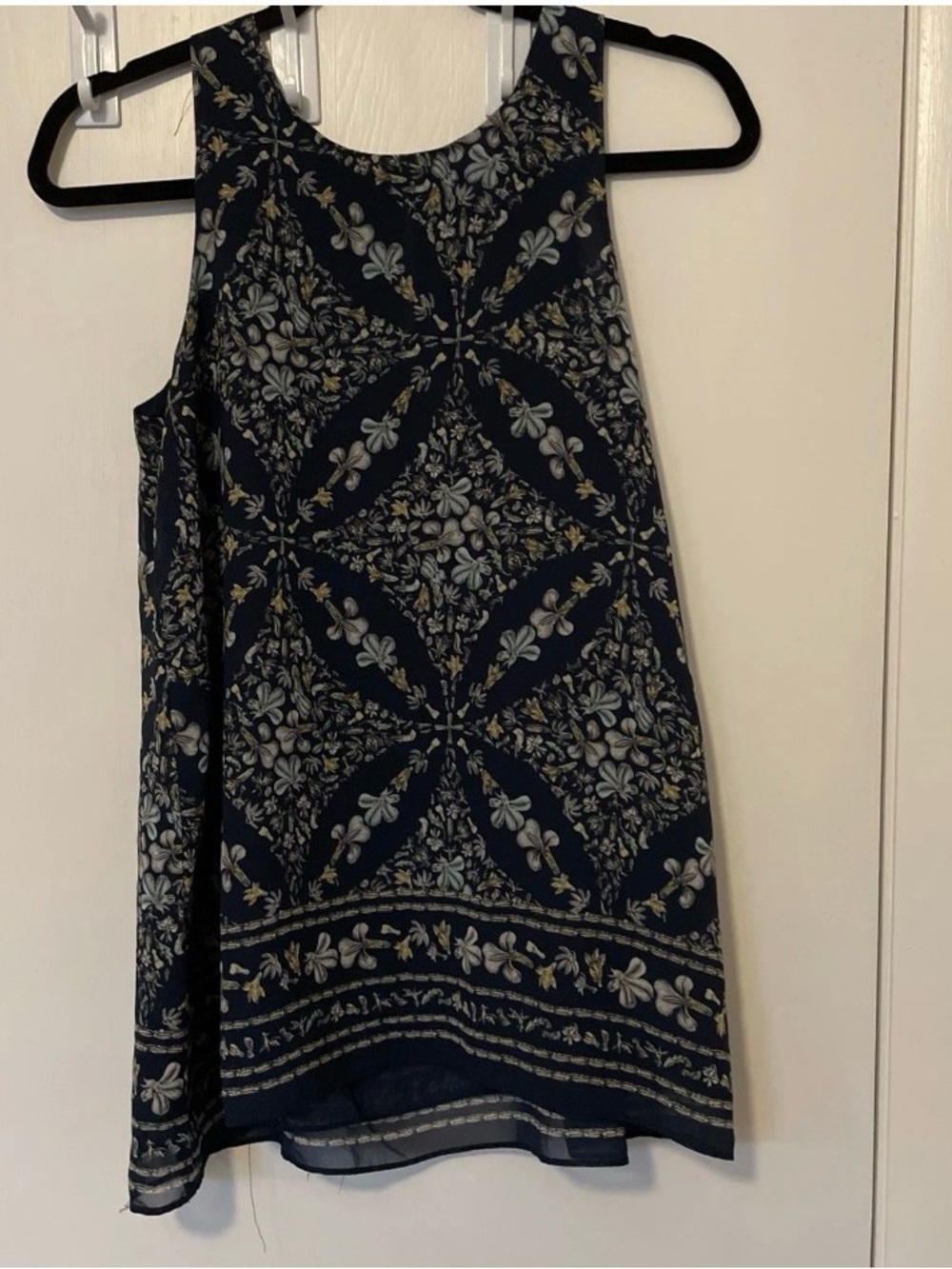 Max Studio Medium Flowy Top